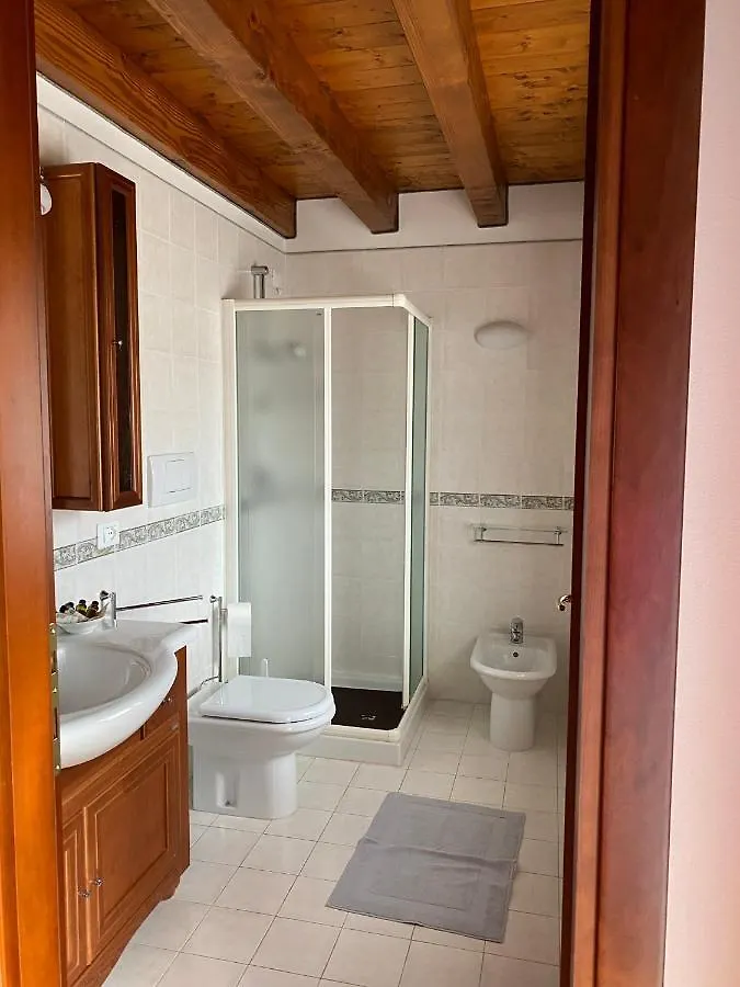 Larici Rooms Roana